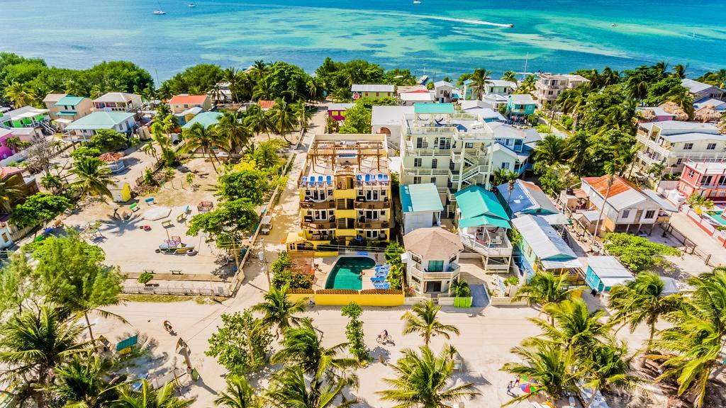 Caye Reef Condos Кайе Колкер Екстериор снимка